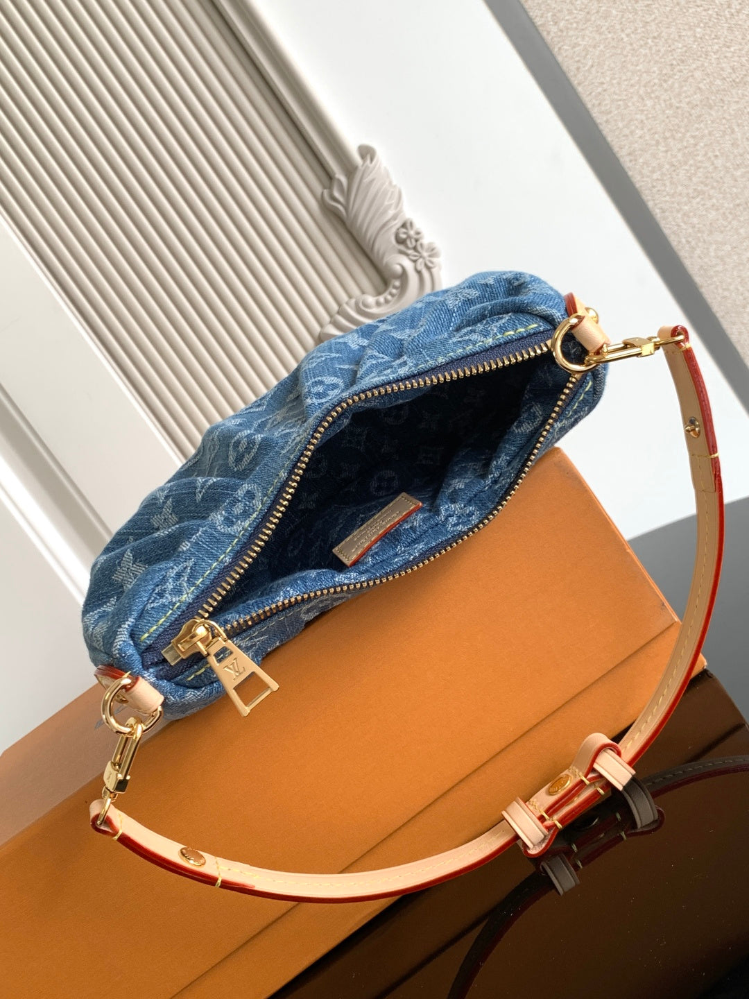Pochette Valley